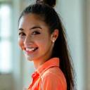 Gambar profil Cik Jasmine, Pengurus Operasi FitForce Gym.