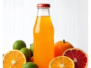 Jus perahan segar Oren Valencia dan limau kasturi